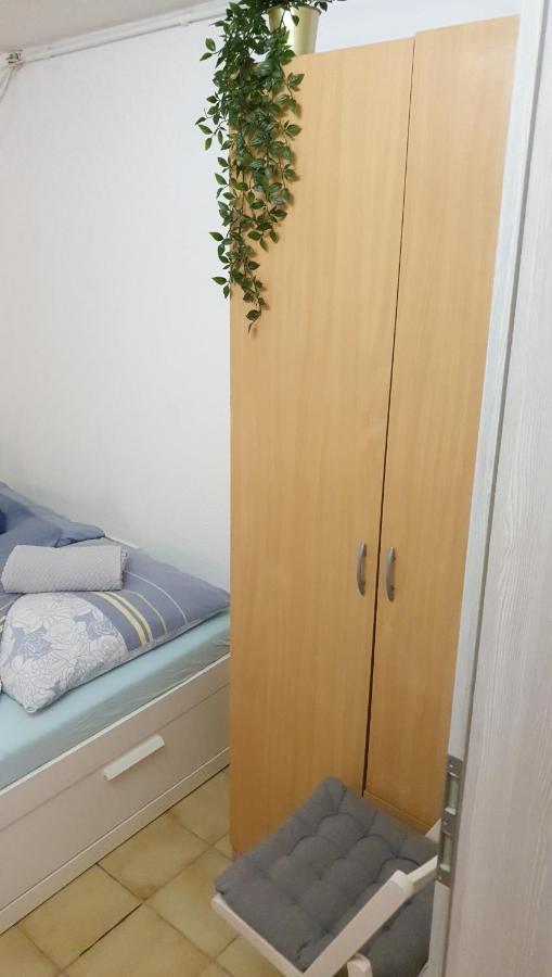 Moderne Einliegerwohnung Amara - Friedrichshafen Am Bodensee Exteriör bild